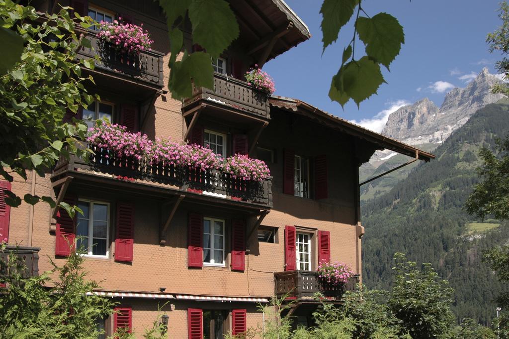 Hotel Des Alpes Champéry Exterior foto